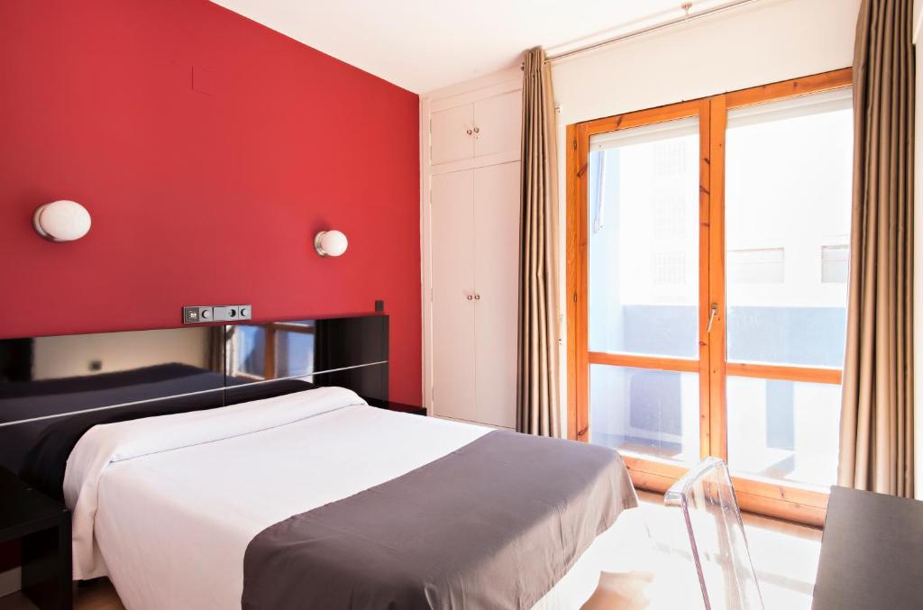 Hospedium Hostal Un Punto Chic Huesca Dış mekan fotoğraf